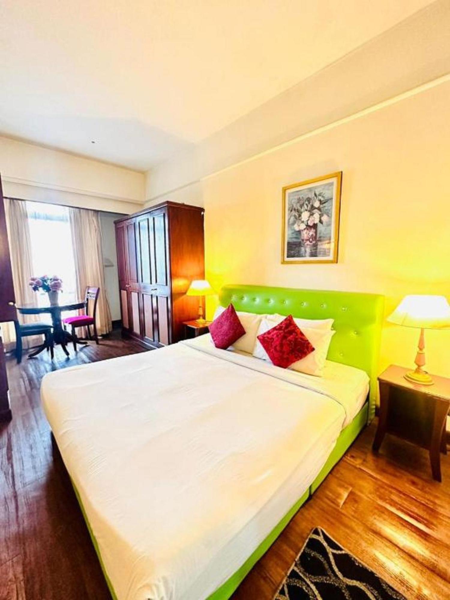 Apartment Vacation At Times Square Kl