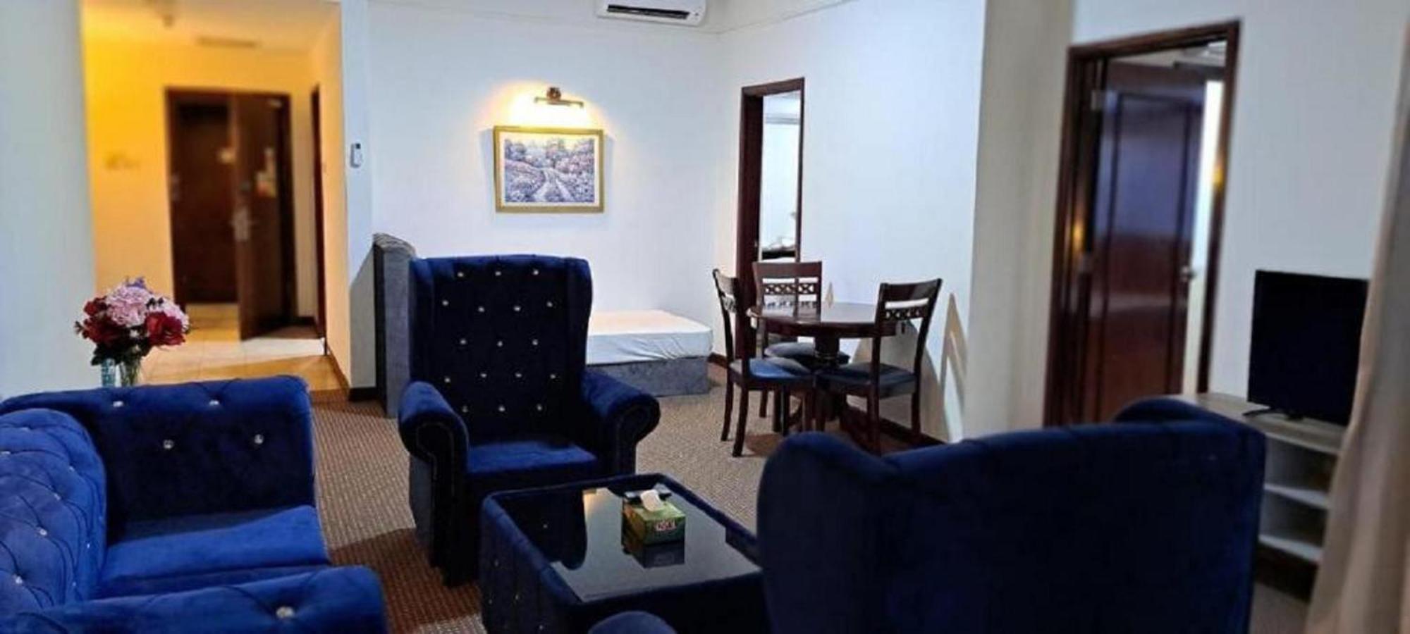 Apartment Vacation At Times Square Kl